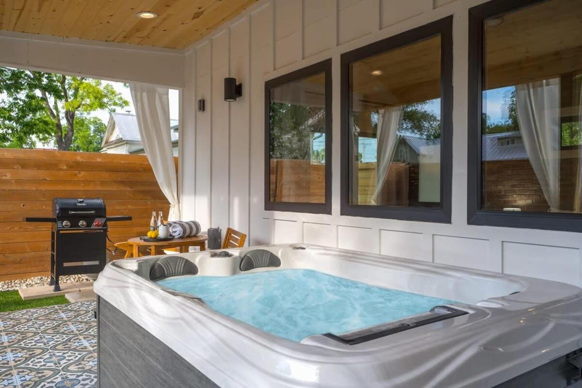 Petit Paradis Studio With Hot Tub Фредериксберг Экстерьер фото