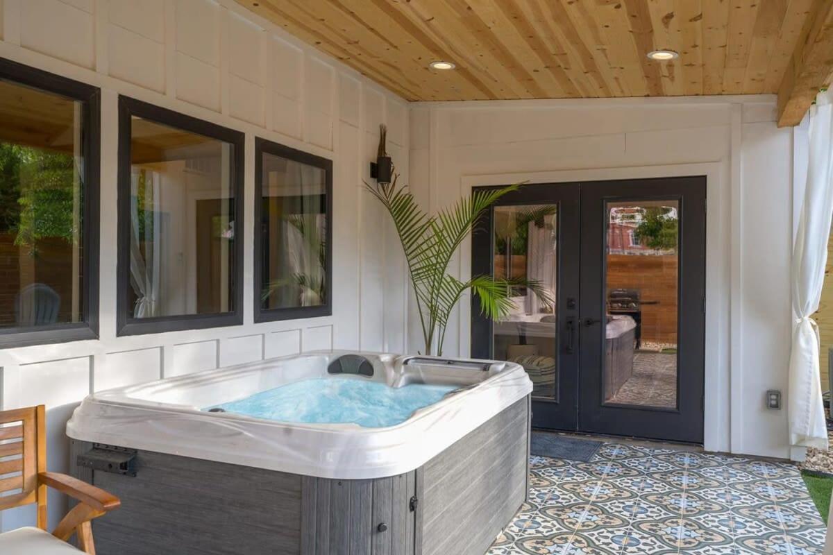 Petit Paradis Studio With Hot Tub Фредериксберг Экстерьер фото